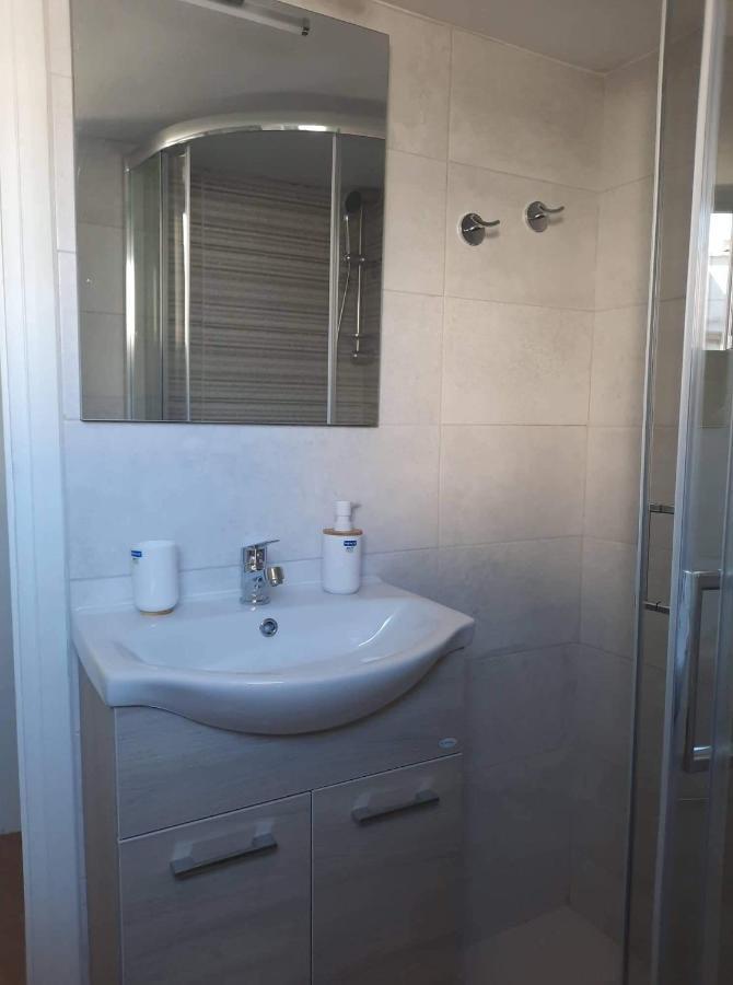 House Dimitris & Vicky Apartment Athena Bagian luar foto